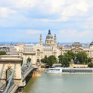 Hotel Nh Collection Center Budapest
