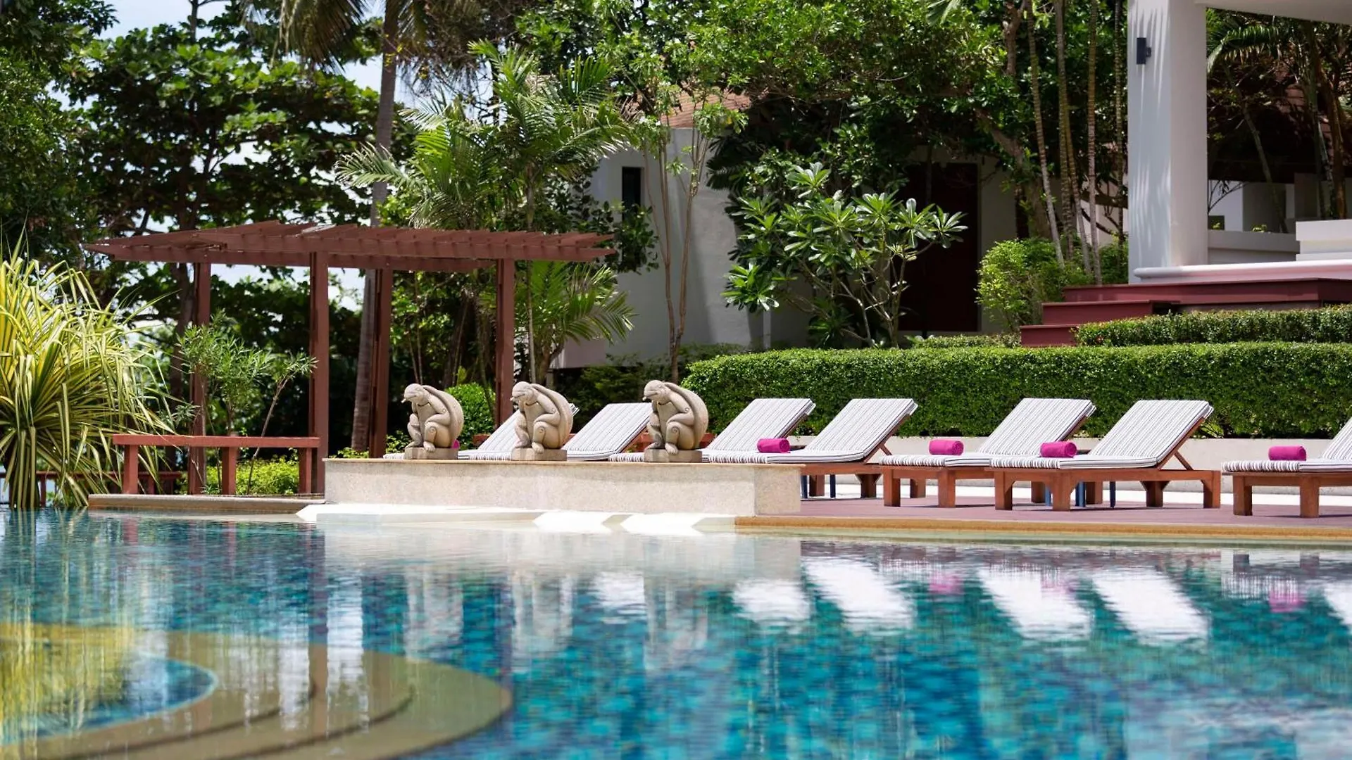 Avani Plus Koh Lanta Krabi Resort